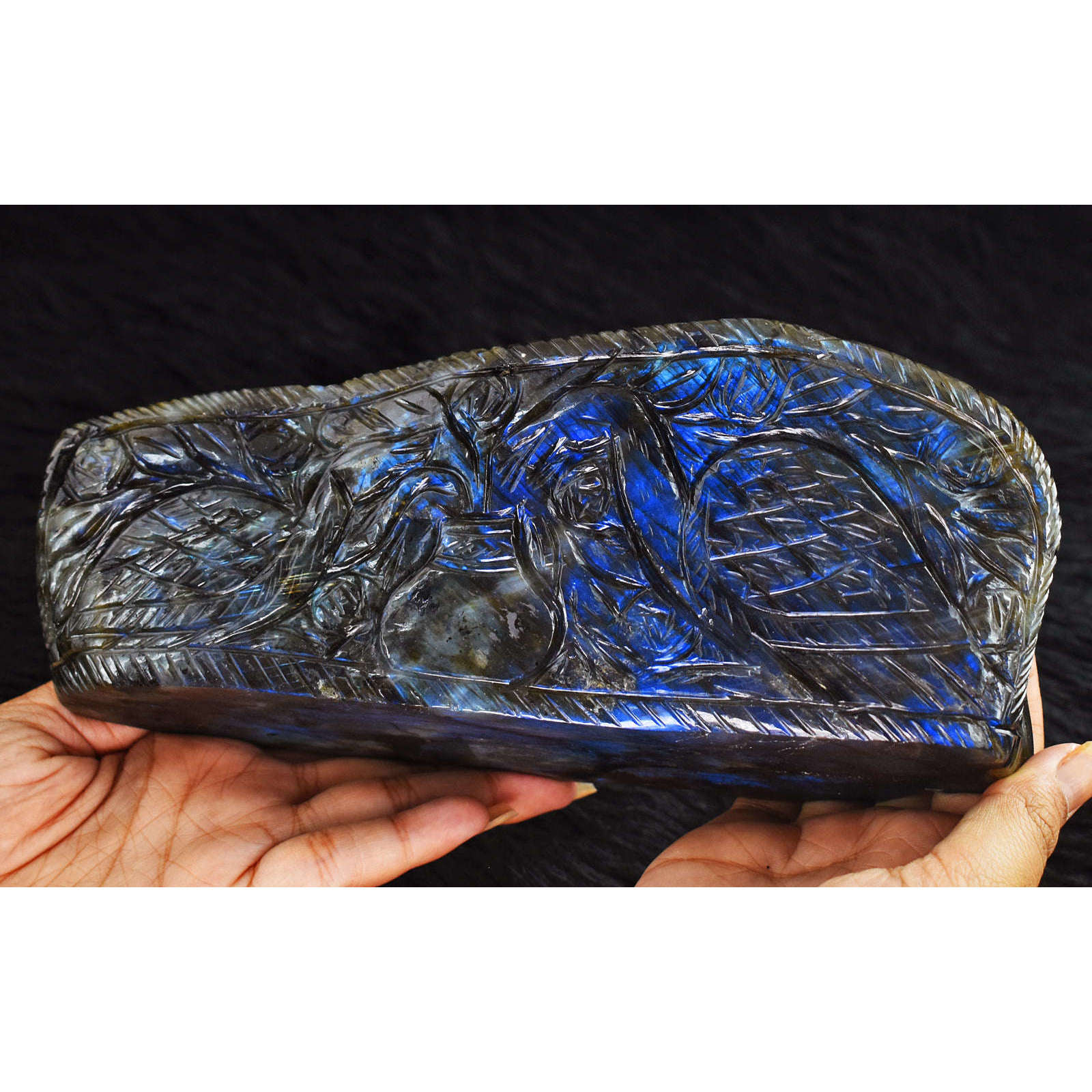 gemsmore:Awesome Royal Blue Flash Labradorite  Hand Carved Genuine Crystal Gemstone Sleeping Mudra Lord Buddha Carving