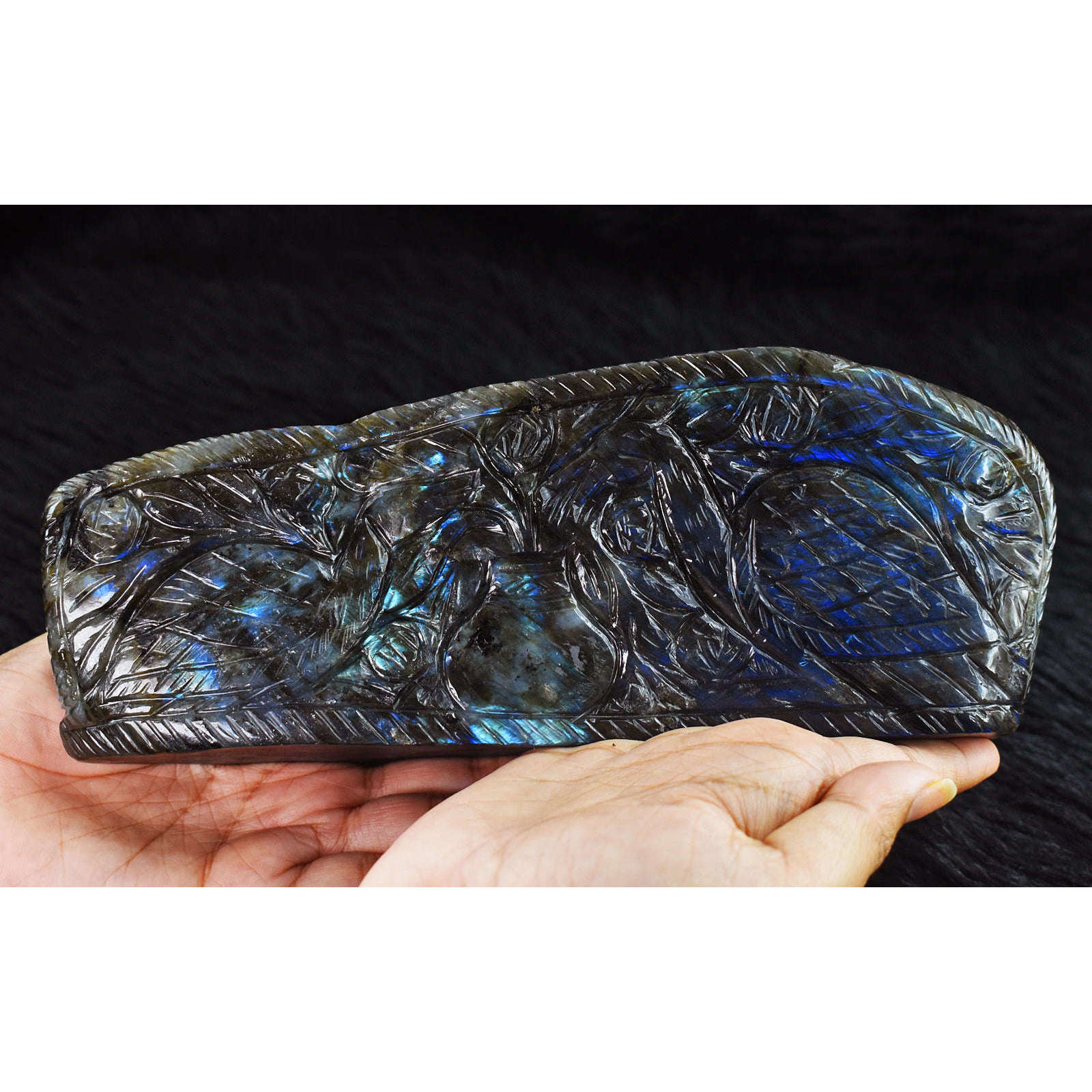 gemsmore:Awesome Royal Blue Flash Labradorite  Hand Carved Genuine Crystal Gemstone Sleeping Mudra Lord Buddha Carving