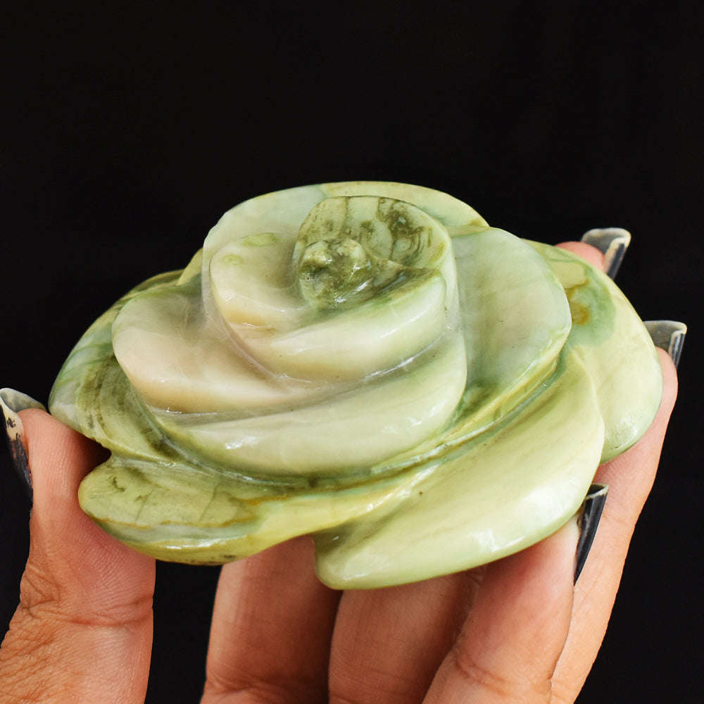 gemsmore:Beautiful  729.00 Cts  Genuine  Serpentine Hand Carved Rose  Flower  Carving
