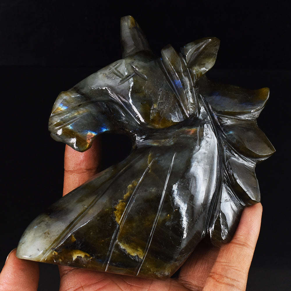 gemsmore:Craftsmen Blue Flash  Labradorite Hand Carved Genuine Crystal Gemstone Carving Unicorn Head