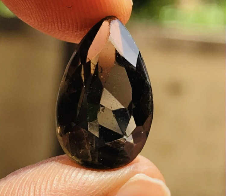 Beautiful 8.00 Cts Genuine Smoky Quartz Faceted Loose Gemstone