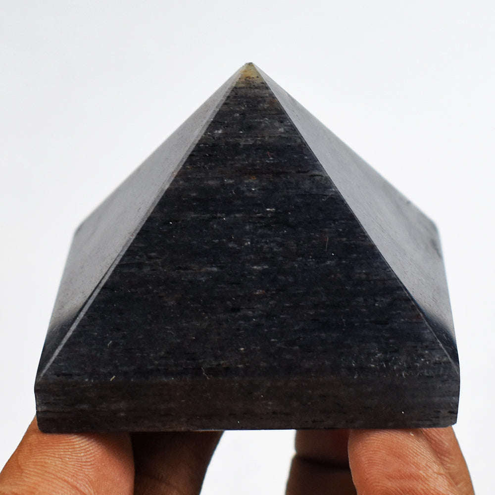 gemsmore:Genuine  713.00 Cts  Hand Carved Natural  Blue  Sodalite  Healing Pyramid