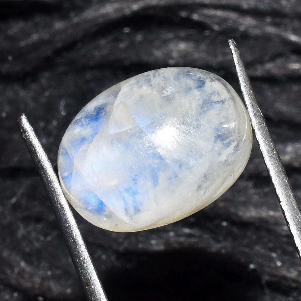 gemsmore:Amazing 10 Carats  Genuine Blue Flash Moonstone  Gemstone