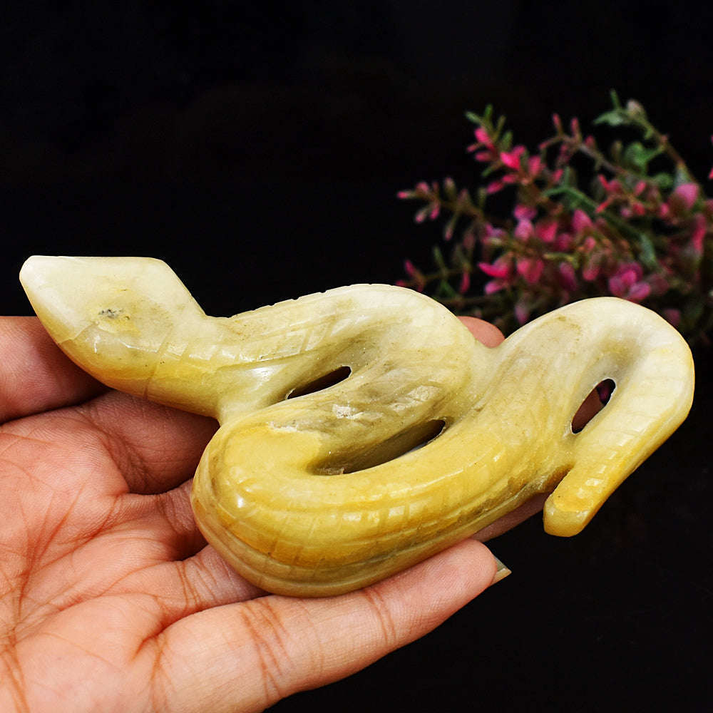 gemsmore:Amazing Aventurine Hand Carved Genuine Crystal Gemstone Carving Snake