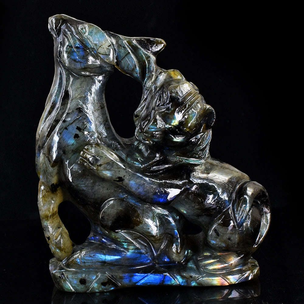 gemsmore:Amazing Blue Flash Labradorite Carved Haunting Lion