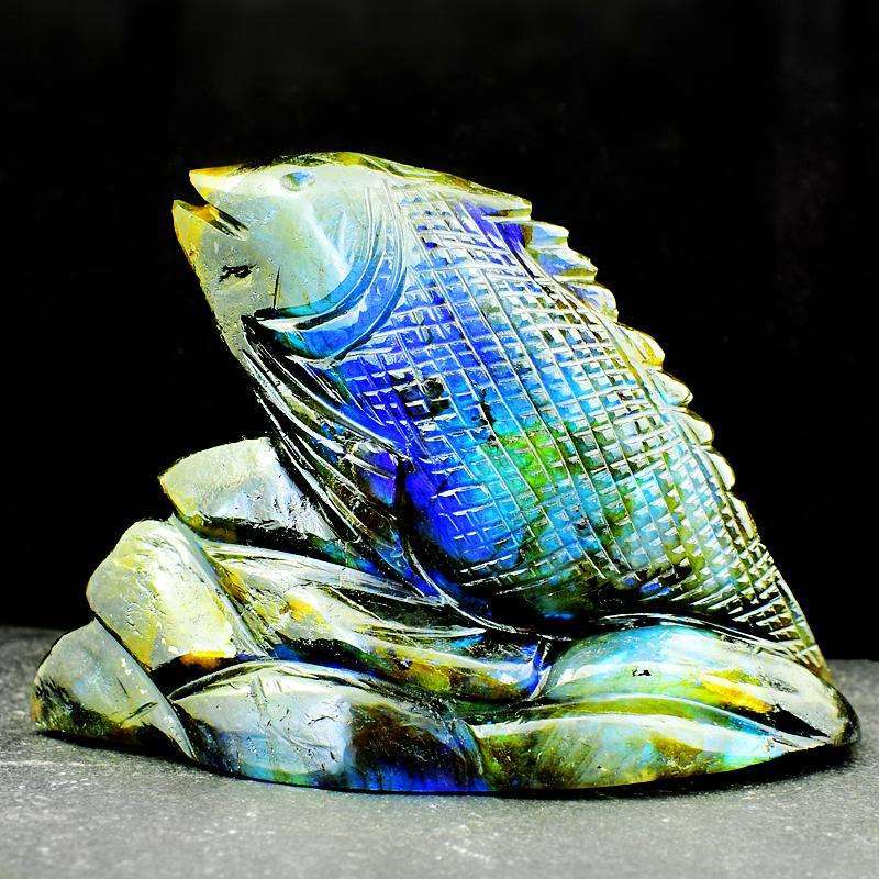 gemsmore:Amazing Blue Flash Labradorite Detailed Hand Carved Fish