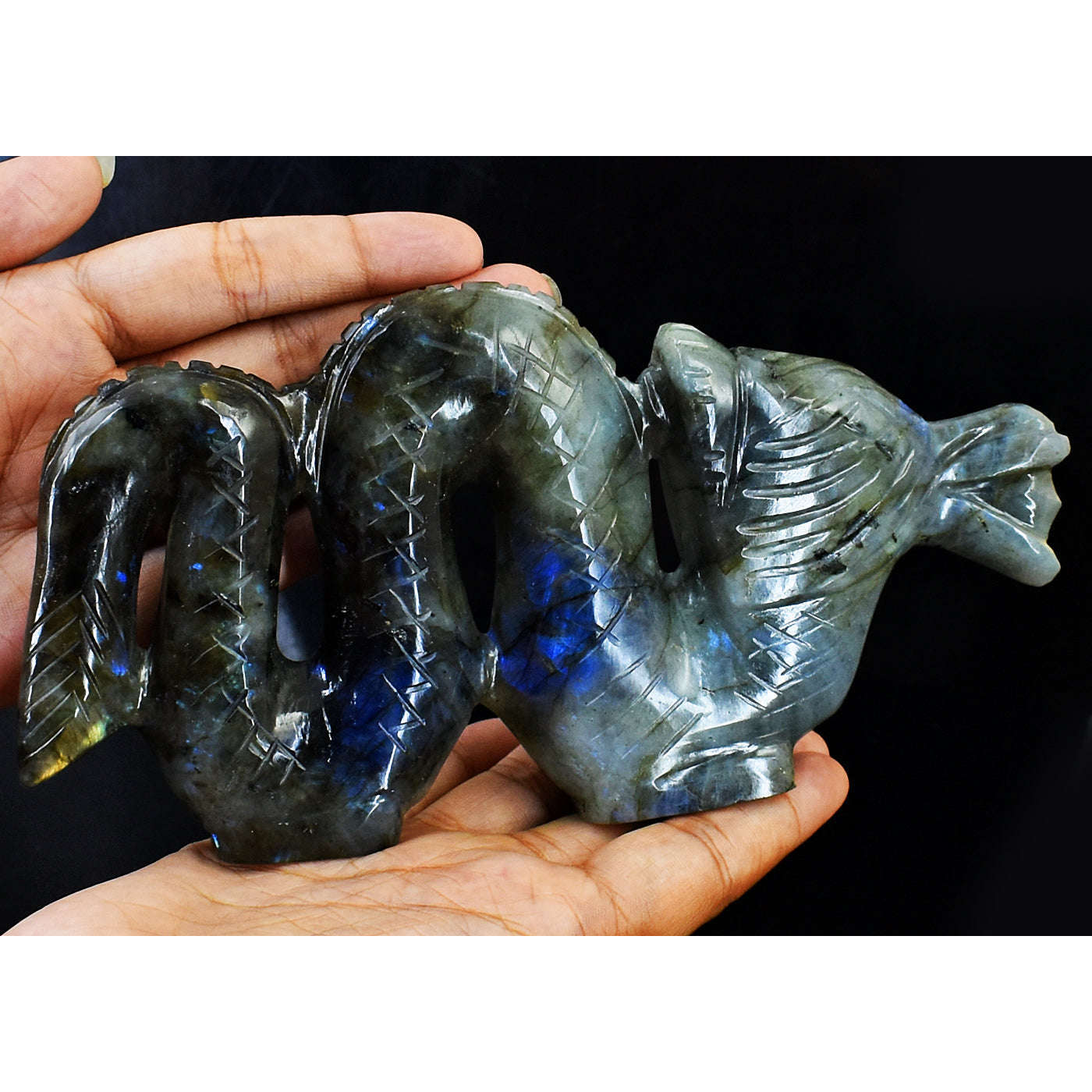gemsmore:Amazing Blue Flash Labradorite Hand Carved Dragon Gemstone
