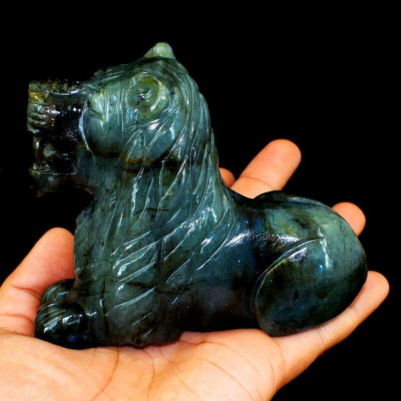 gemsmore:Amazing Blue Flash Top Labradorite Carved Lion gemstone