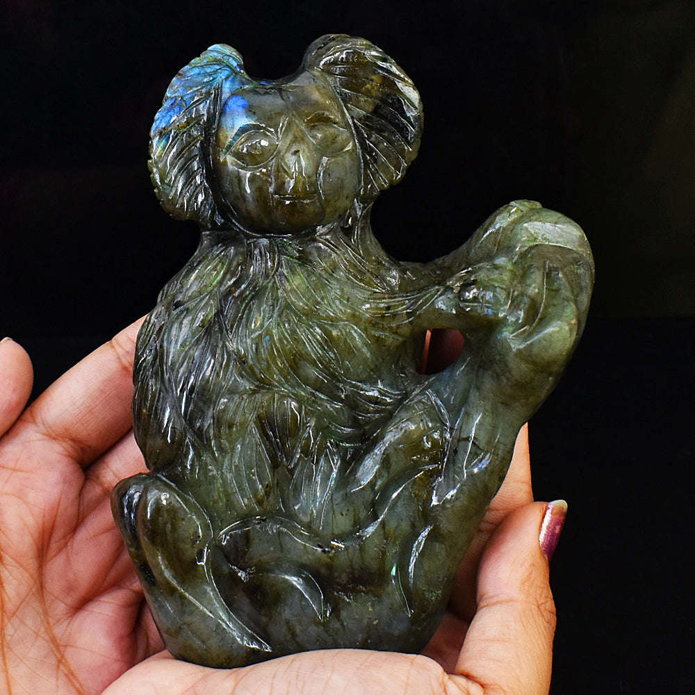 gemsmore:Amazing Blue & Golden Flash Labradorite Hand Carved Koala