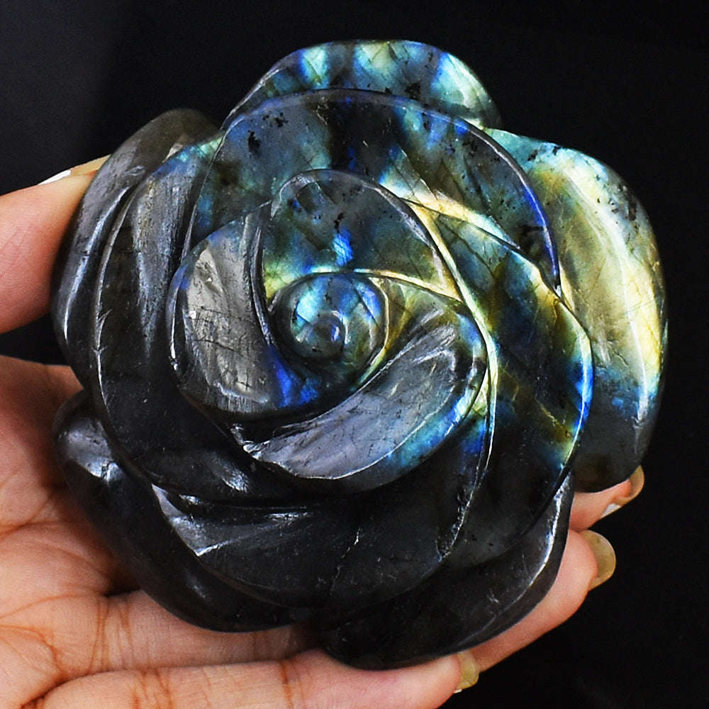 gemsmore:Amazing Blue & Golden Flash Labradorite Hand Carved Rose