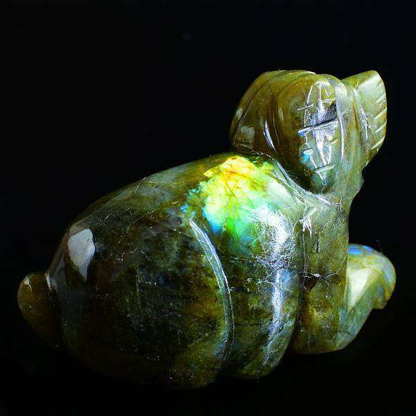 gemsmore:Amazing Flash Labradorite Carved Doggy