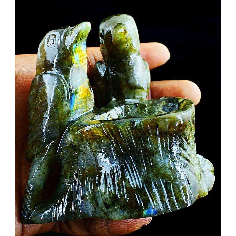 gemsmore:Amazing Flash Labradorite Hand Carved Bird Pair With Eggs