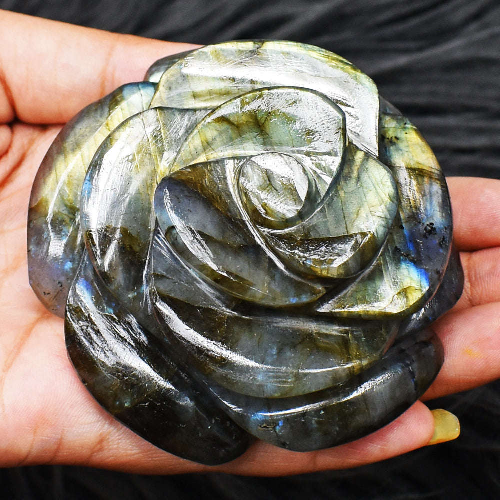 gemsmore:Amazing Golden Flash Labradorite Hand Carved Rose