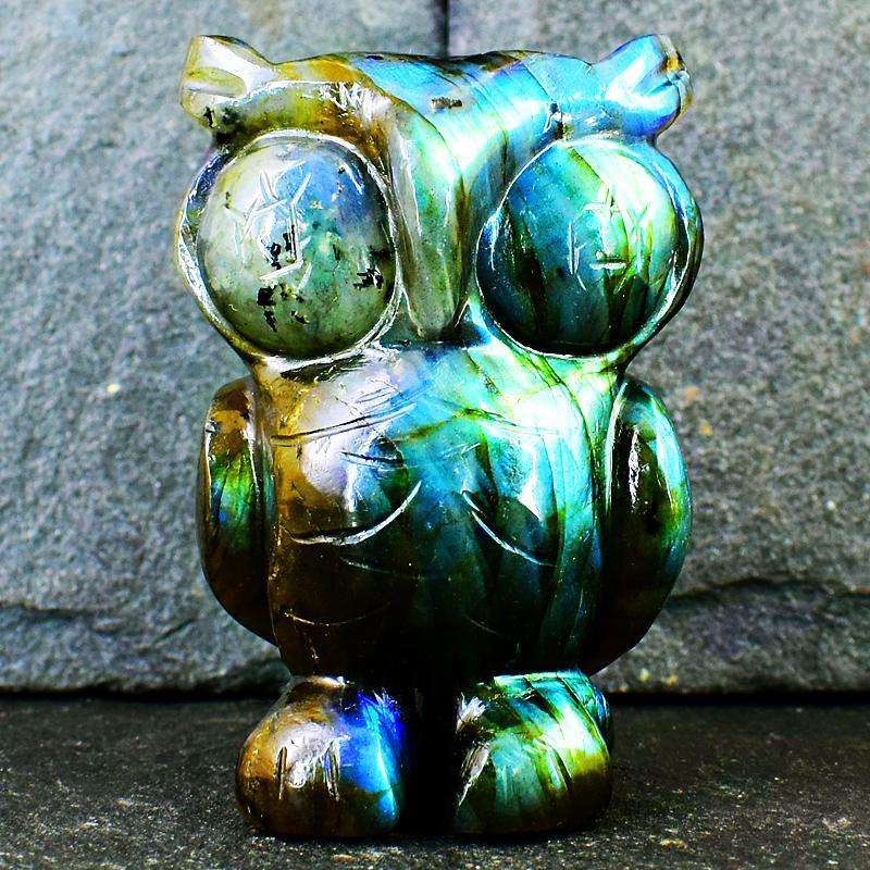 gemsmore:Amazing Green & Blue Flash Labardorite Hand Carved Owl