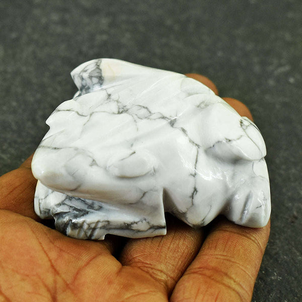 gemsmore:Amazing Howlite Hand Carved Genuine Crystal Gemstone Carving Frog