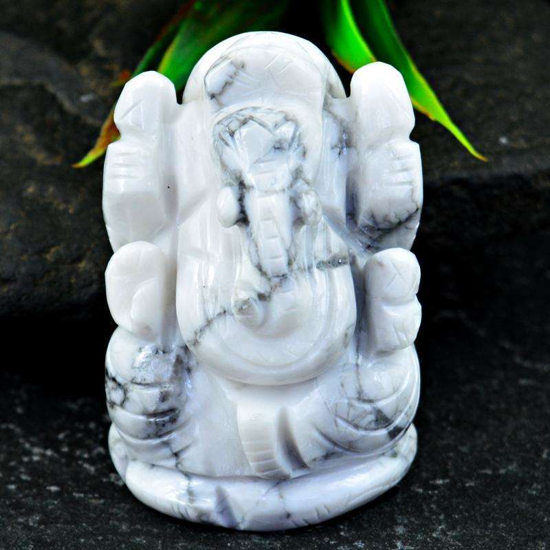 gemsmore:Amazing Howlite Hand Carved Lord Ganesha Idol