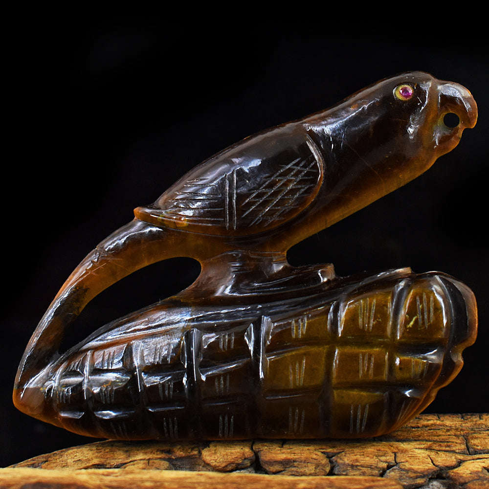 gemsmore:Amazing Tiger Eye Hand Carved Genuine Crystal Gemstone Carving Parrot