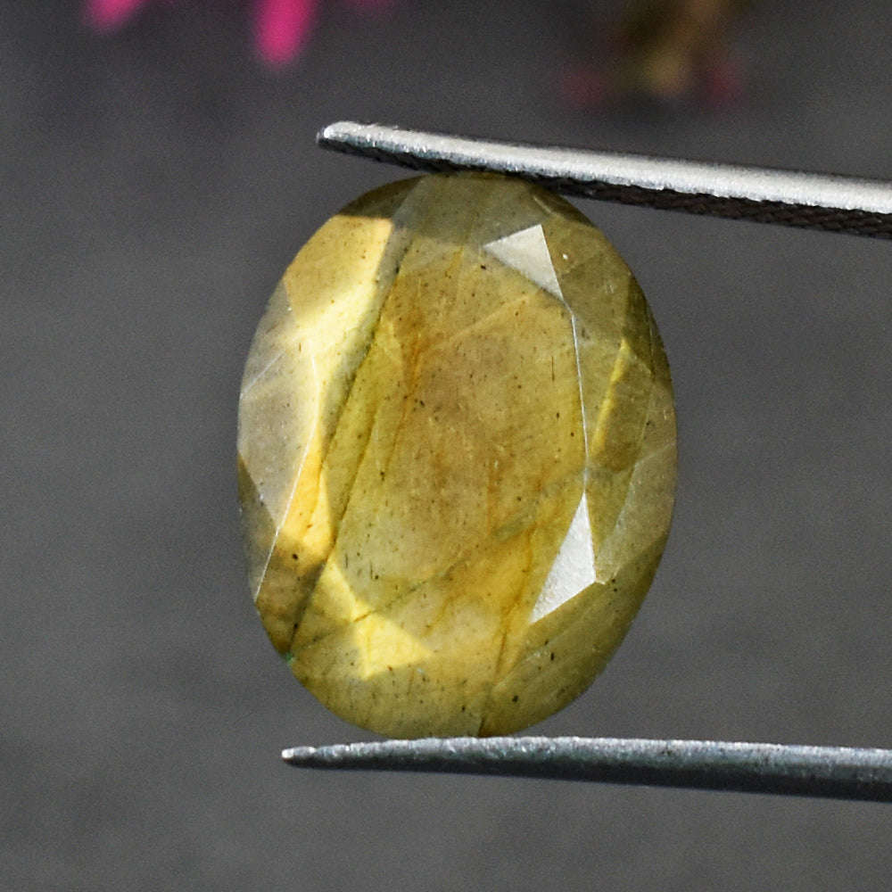 gemsmore:Artisian 10 Carats  Genuine Golden Flash Labradorite Faceted Gemstone