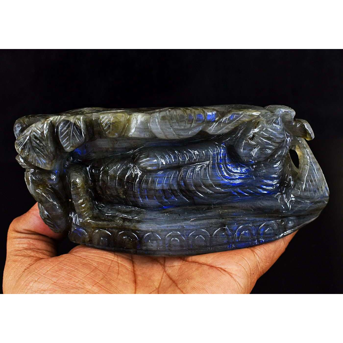 gemsmore:Artisian Blue Flash Labradorite Hand Carved Sleeping Buddha