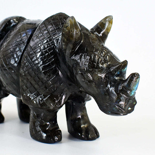 gemsmore:Artisian Blue & Golden Flash Labradorite Hand Carved Rhino