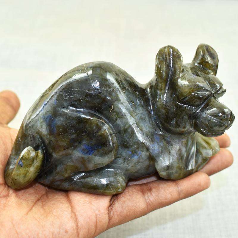 gemsmore:Artisian Carved Blue Flash Labradorite Gemstone Dog