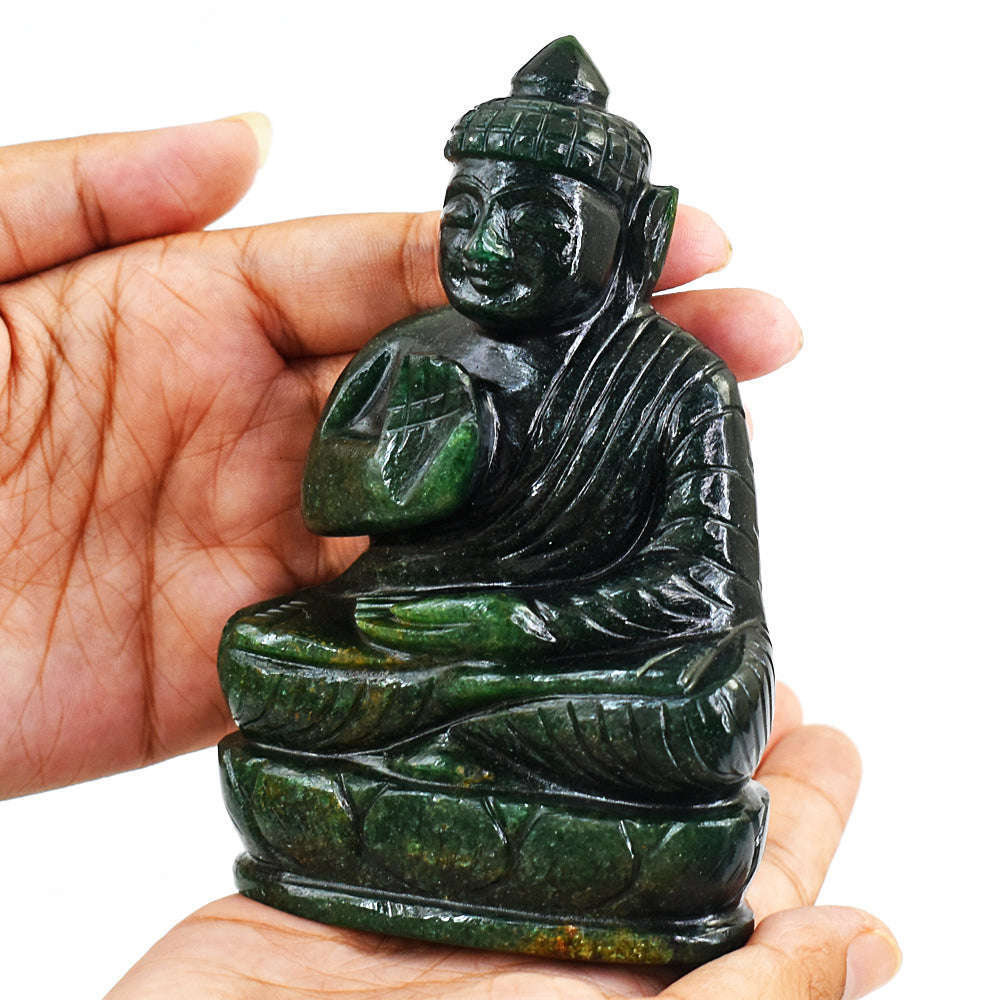 gemsmore:Artisian Carved Green Jade Lord Buddha Idol