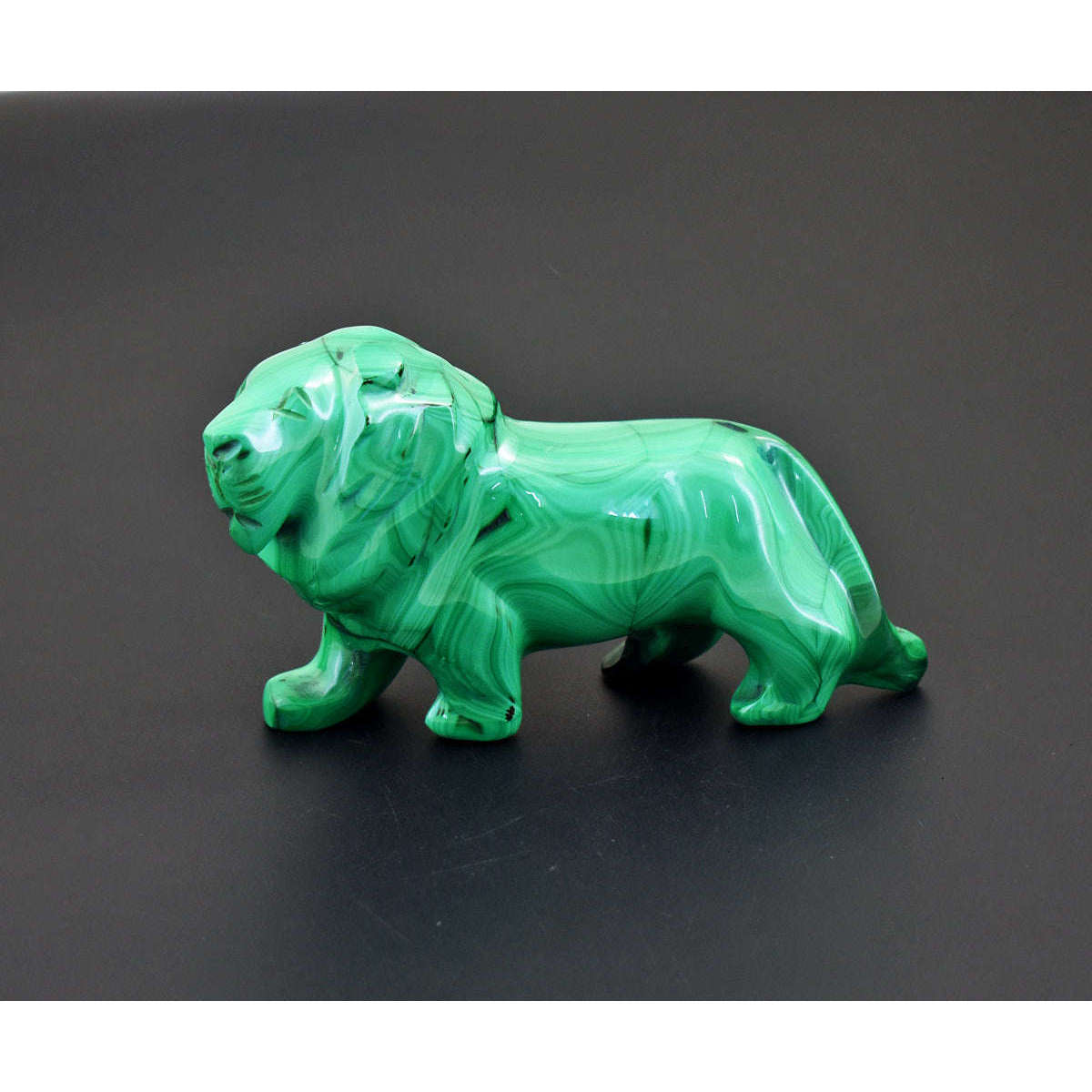 gemsmore:Artisian Congo Malachite Hand Carved Genuine Crystal Gemstone Carving Lion