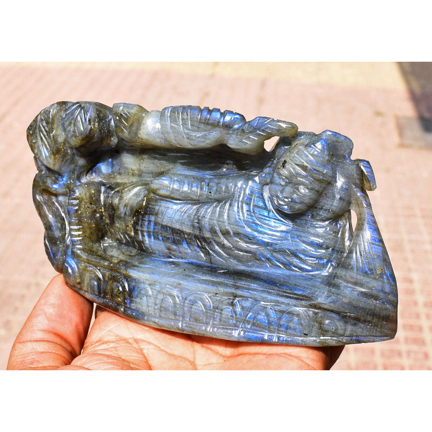 gemsmore:Artisian Labradorite Hand Carved Genuine Crystal Gemstone Carving Huge Sleeping Lord Buddha