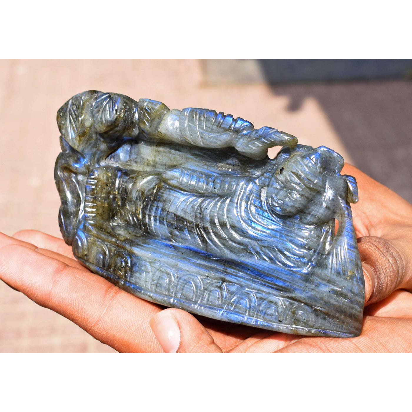 gemsmore:Artisian Labradorite Hand Carved Genuine Crystal Gemstone Carving Huge Sleeping Lord Buddha