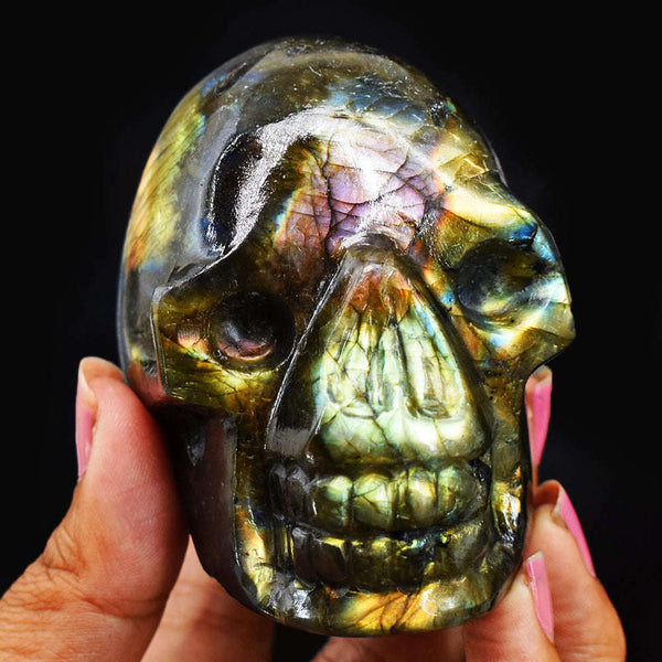 gemsmore:Artisian Pink Flash Labradorite Hand Carved Genuine Crystal Gemstone Carving Skull