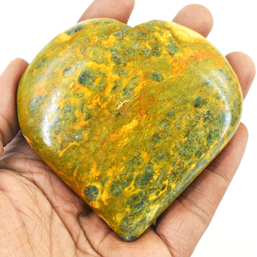 gemsmore:Artisian Pink In Ruby Fushite  Hand Carved Genuine Crystal Gemstone Carving Heart