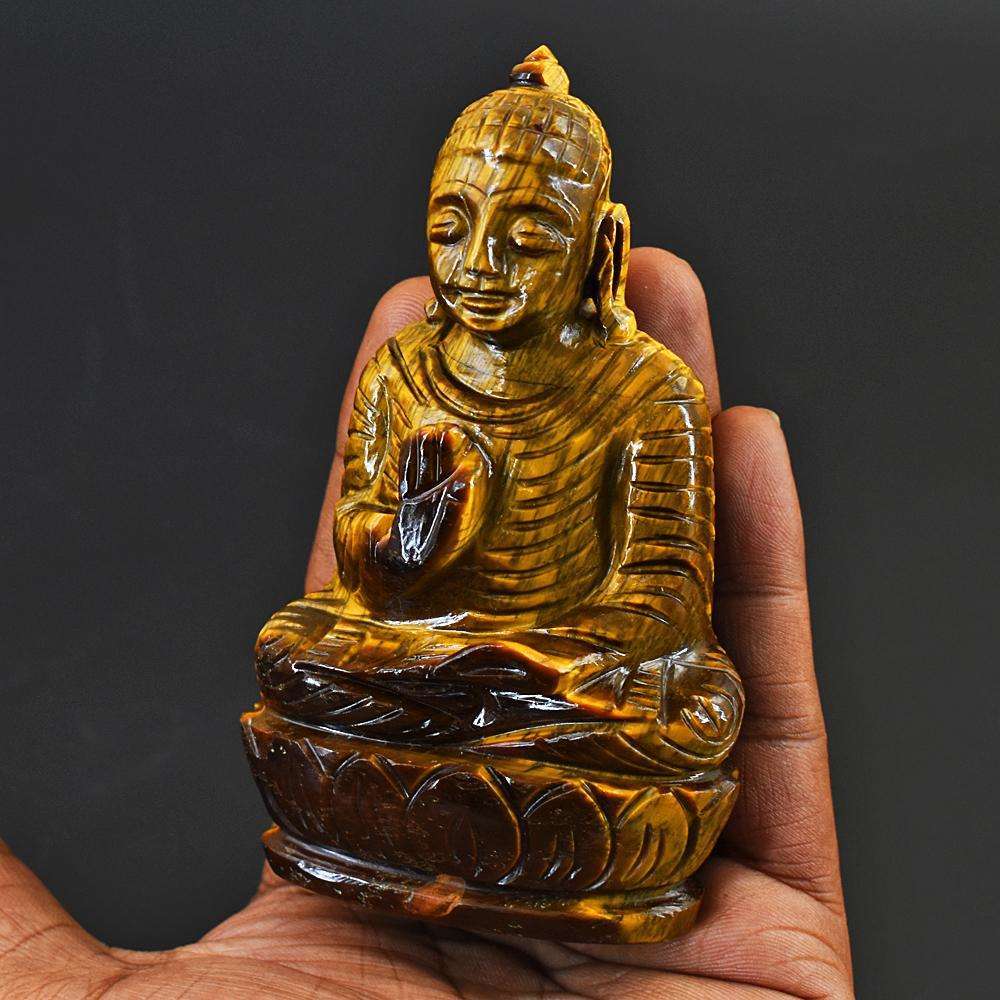 gemsmore:Artisian Tiger Eye Hand Carved Lord Buddha