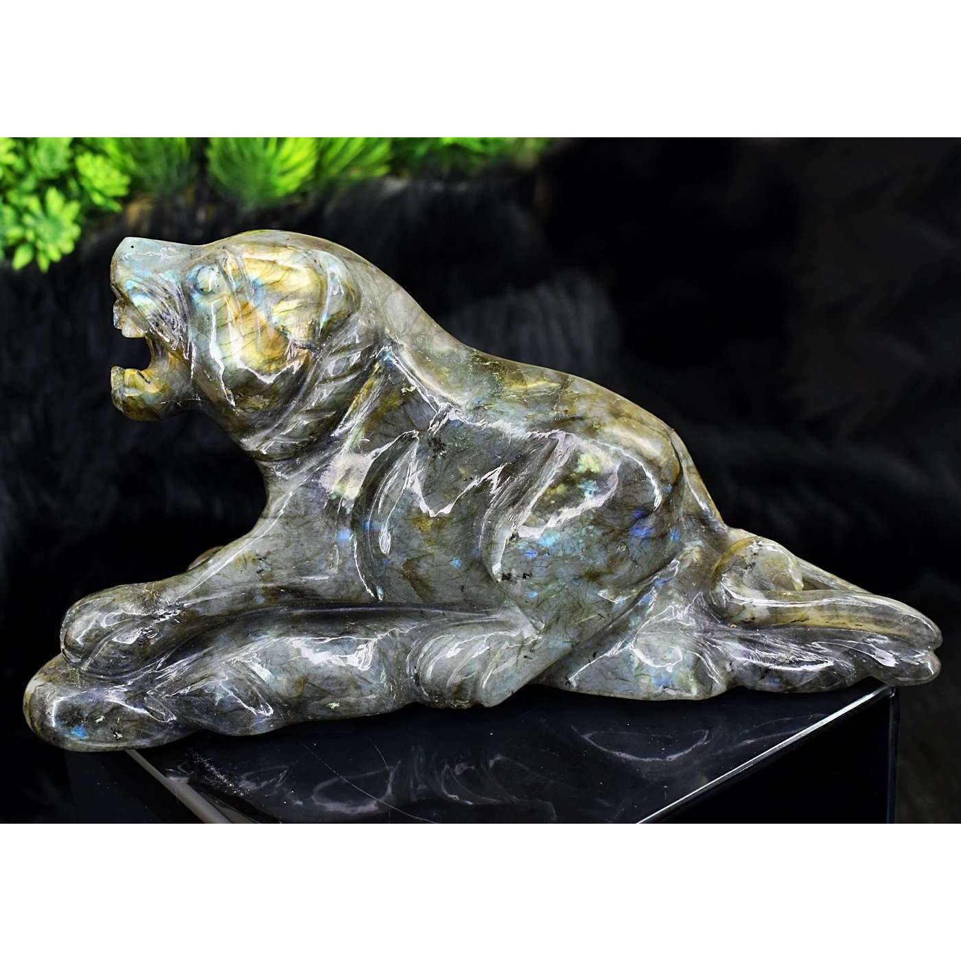 gemsmore:Beautiful Amazing Flash Labradorite Hand Carved Lion