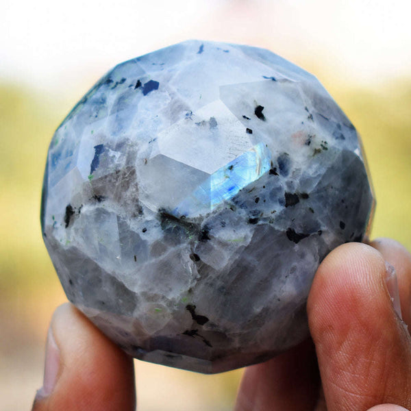 gemsmore:Beautiful Blue Flash Moonstone Hand Carved Faceted Healing Crystal Sphere