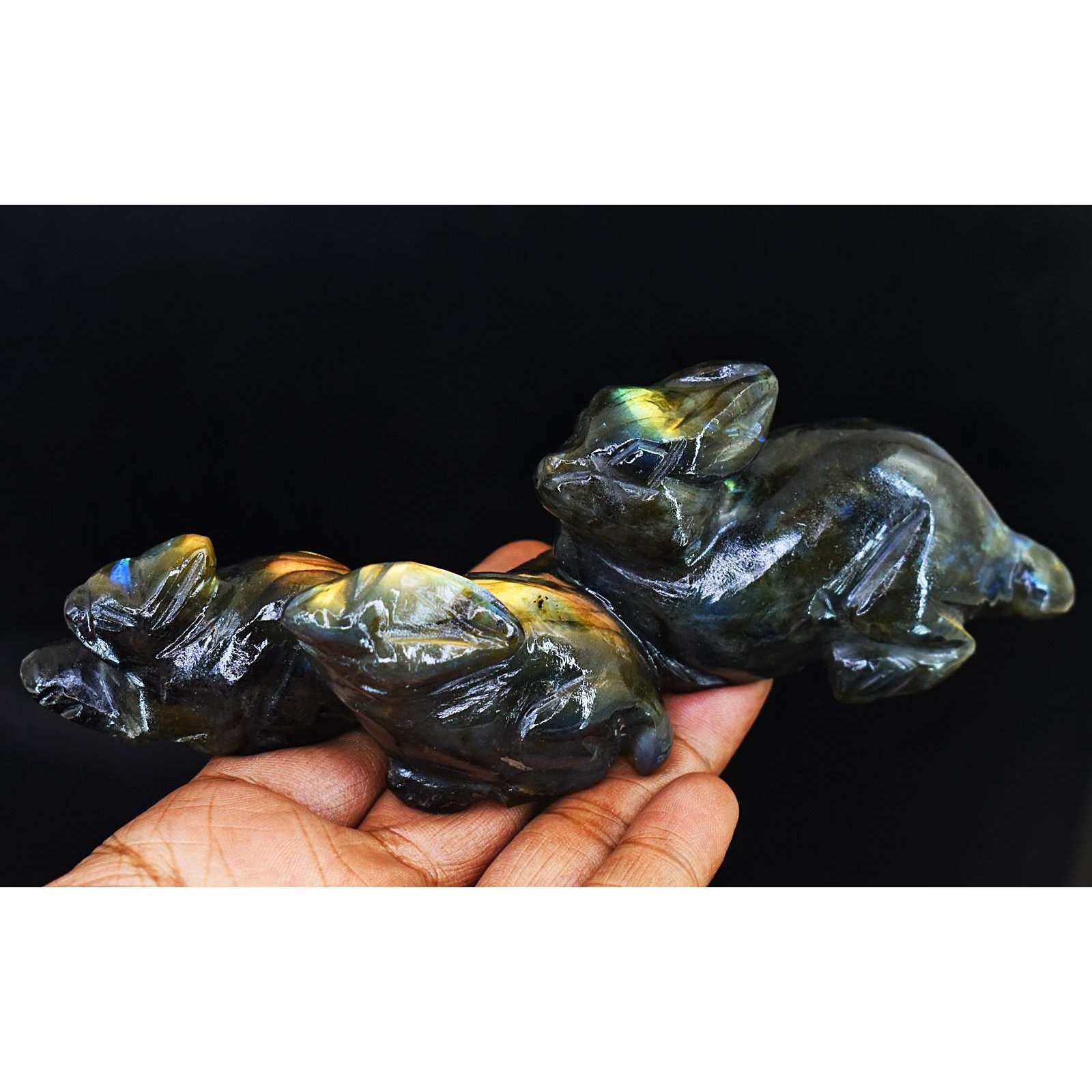 gemsmore:Beautiful Labradorite Hand Carved Bunny Family