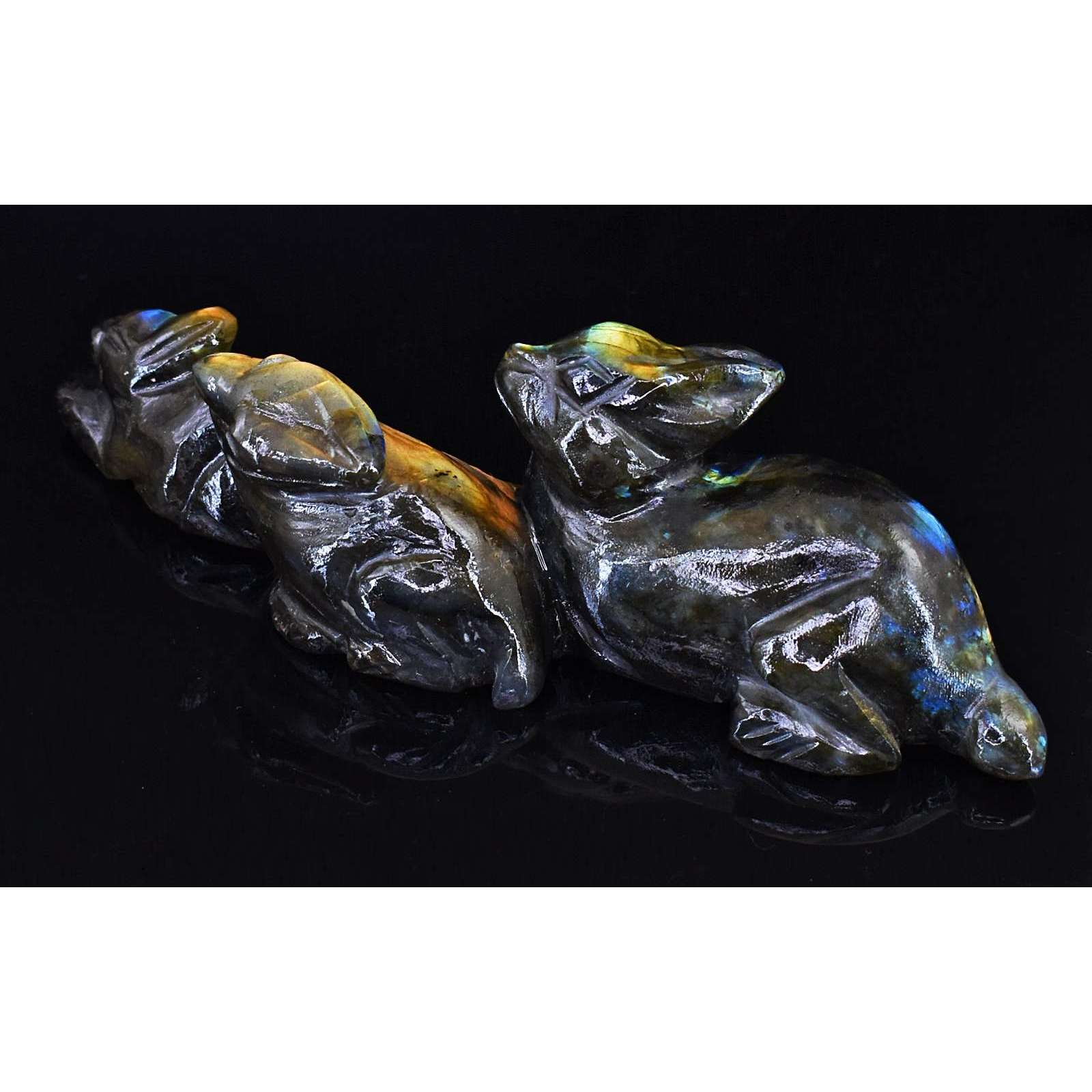 gemsmore:Beautiful Labradorite Hand Carved Bunny Family