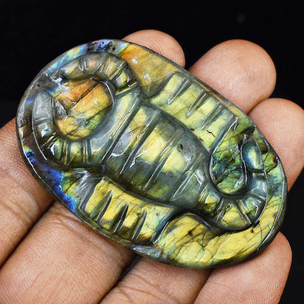 gemsmore:Beautiful Labradorite  Hand Carved Genuine Crystal Gemstone Carving Scorpion