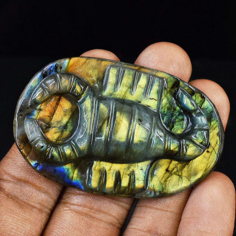 gemsmore:Beautiful Labradorite  Hand Carved Genuine Crystal Gemstone Carving Scorpion