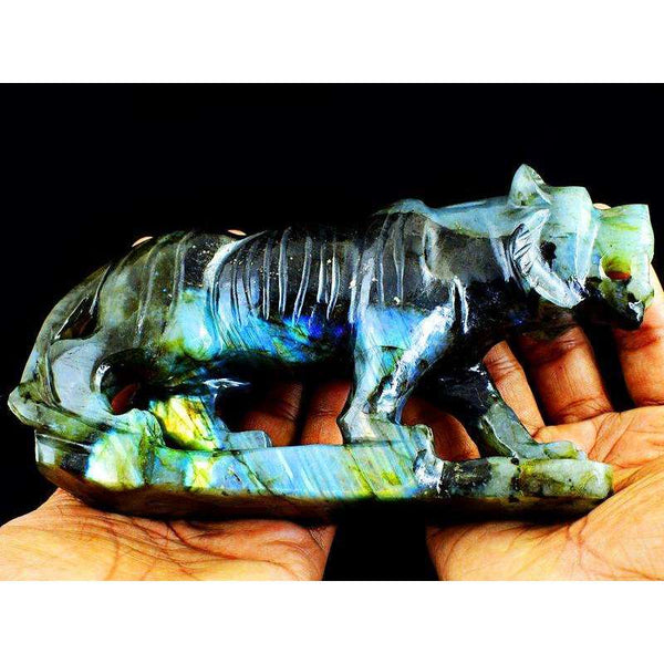 gemsmore:Big Size Blue Flash Top Labradorite Carved Tiger in gemstone