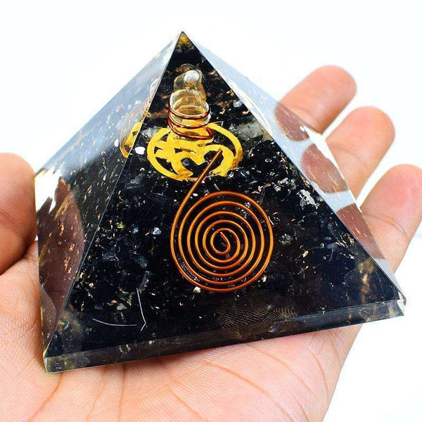gemsmore:Black Spinel Hand Carved Orgone Healing Pyramid