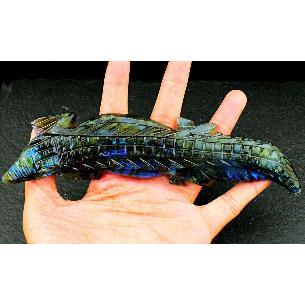 gemsmore:Blue Flash Labradorite Hand Carved Crocodile