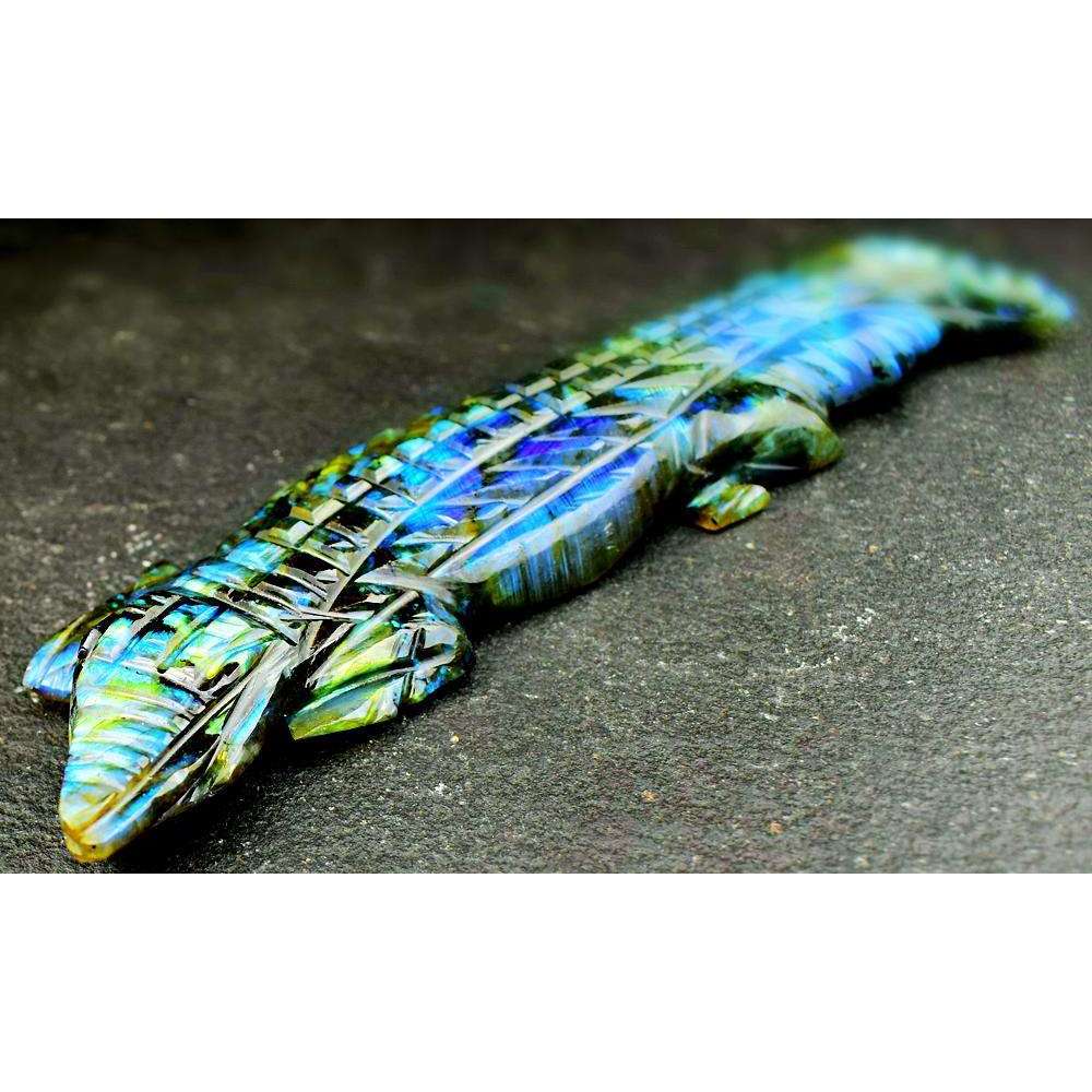 gemsmore:Blue Flash Labradorite Hand Carved Crocodile