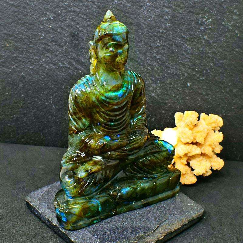 gemsmore:Blue Flash Labradorite Hand Carved Lord Buddha Idol