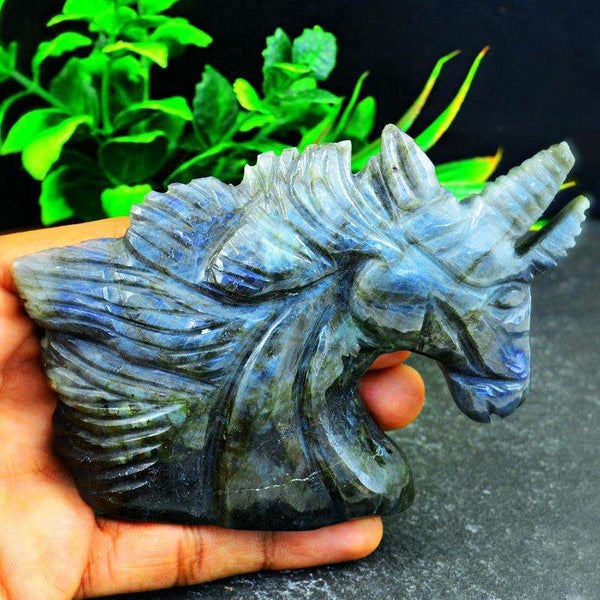 gemsmore:Blue Flash Labradorite Hand Carved Unicorn Head