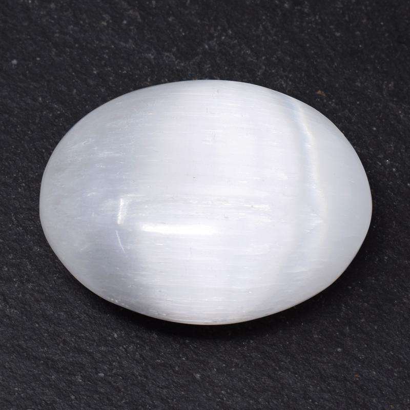 gemsmore:Carved Selenite Oval Shape Palm Gemstone