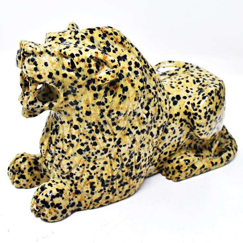 gemsmore:Dalmation Jasper Detailed Hand Carved Lion