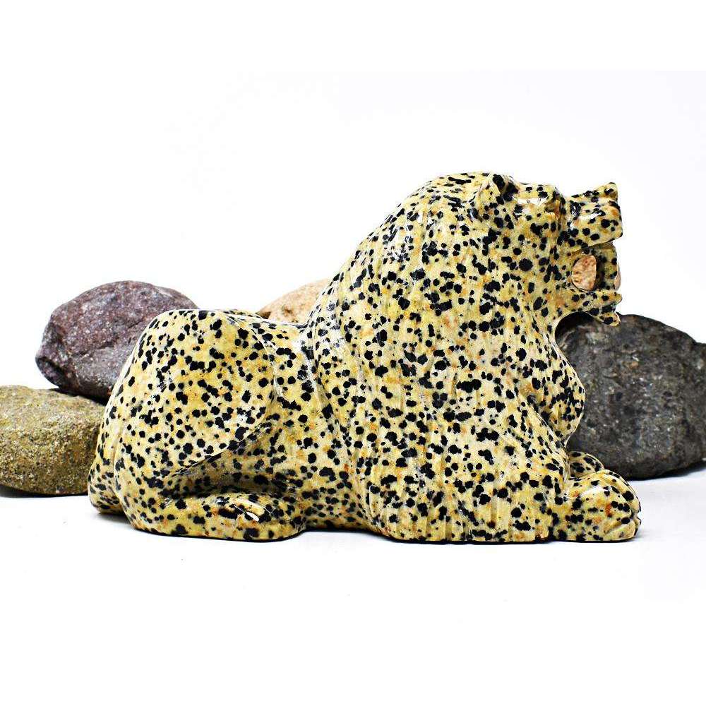 gemsmore:Dalmation Jasper Detailed Hand Carved Lion