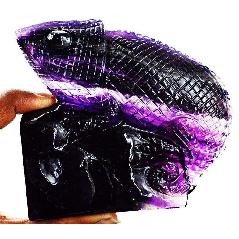 gemsmore:Detailed Carved Purple Fluorite Chameleon Statue
