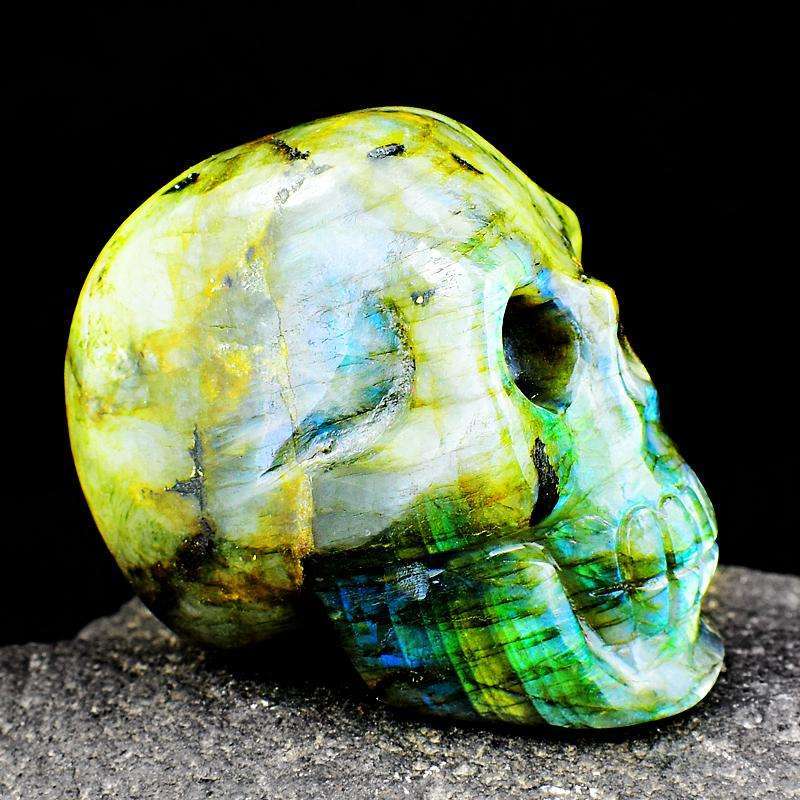 gemsmore:Detailed Hand Carved Amazing Flash Labradorite Skull