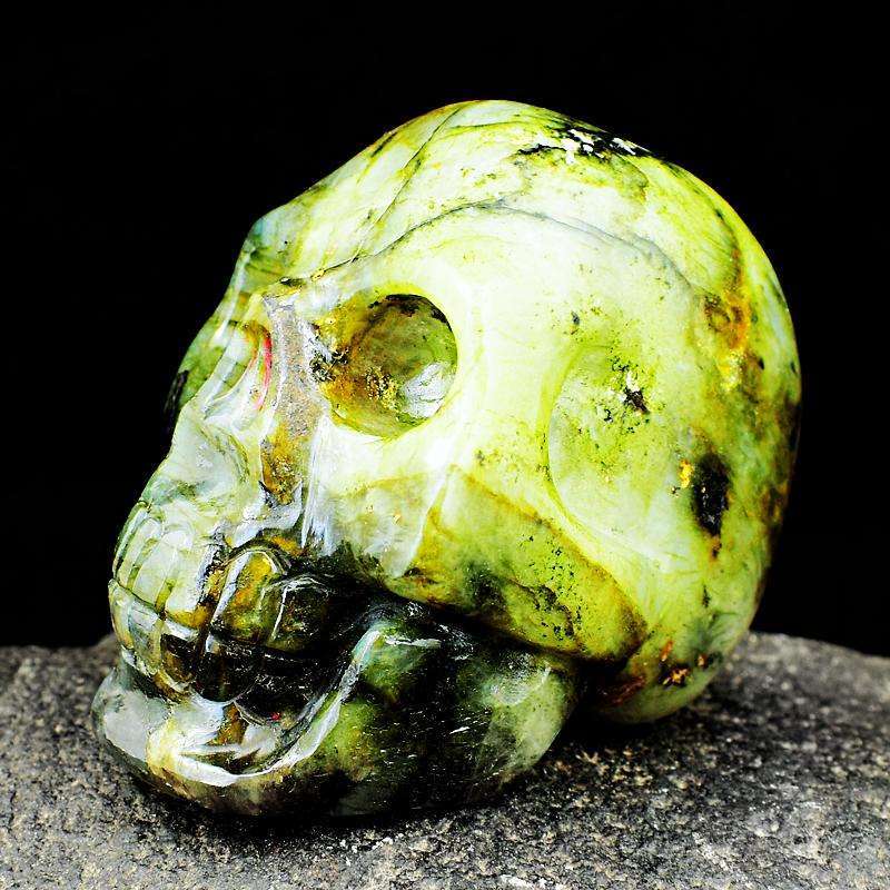 gemsmore:Detailed Hand Carved Amazing Flash Labradorite Skull